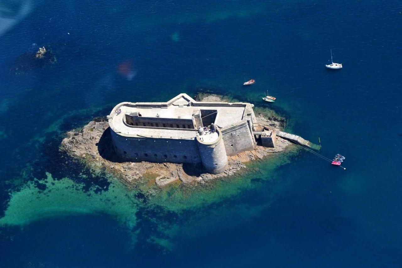 Maison cocooning la petite île noire Plouézocʼh Extérieur photo